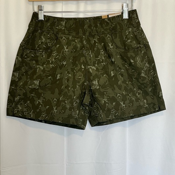 Prana Pants - Prana Womens Halle Camouflage Relaxed Fit Shorts Green Size 2 Inseam 3" NWT